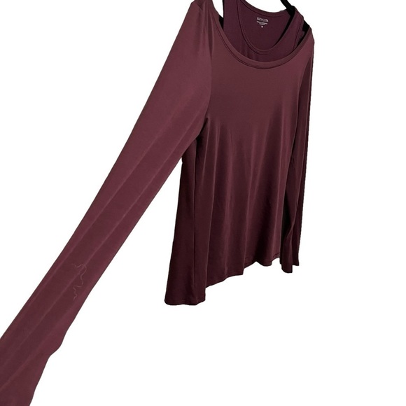 Athleta Essence Groove Long Sleeve - Picture 4 of 8